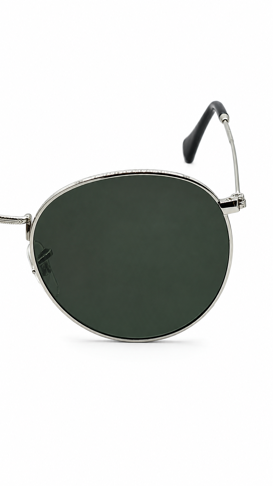 Ray-Ban RB3447 Round Metal Sunglasses – Silver Frame, Green Lenses