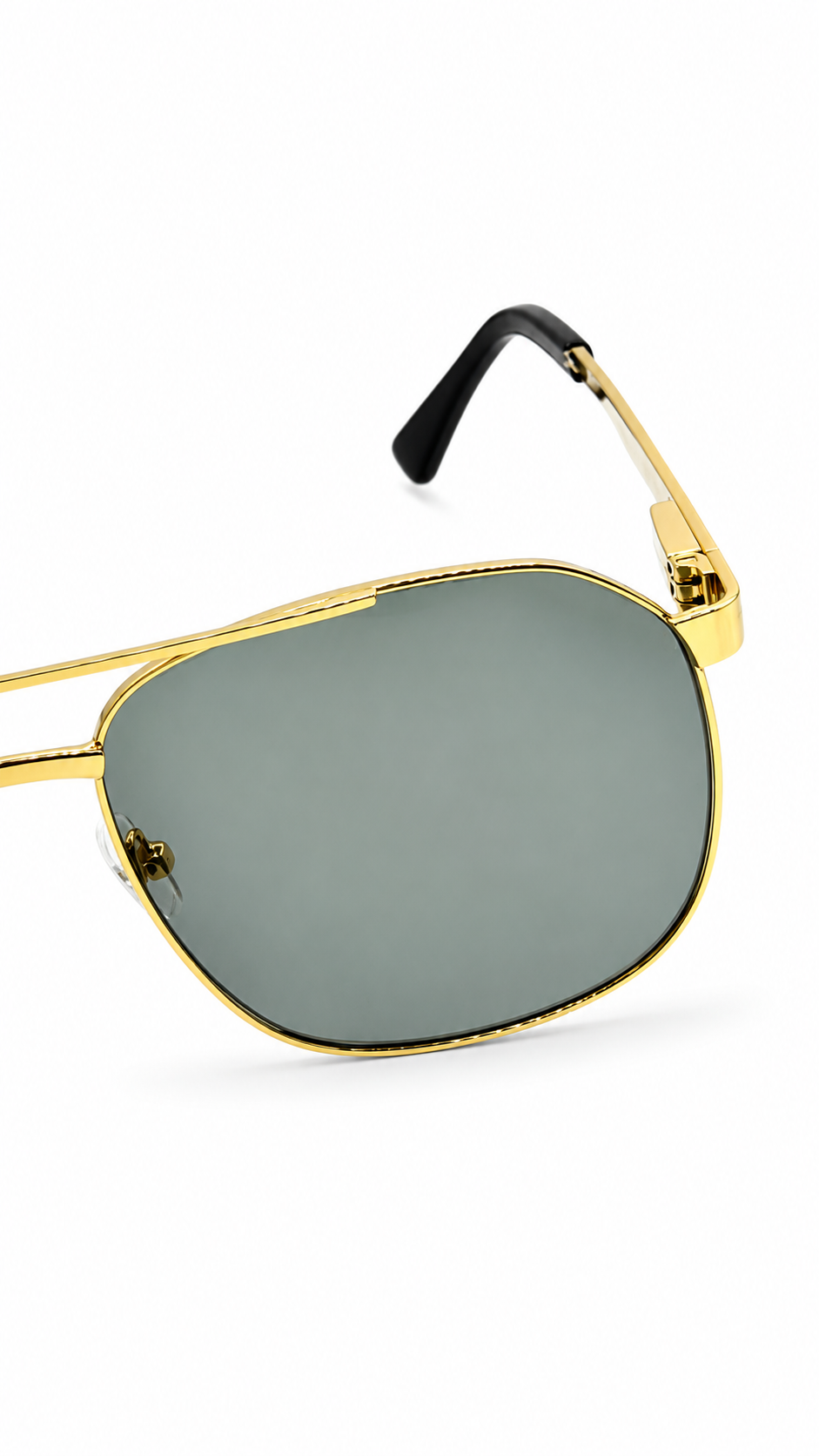 Gucci Aviator Sunglasses – Gold Frame / Green Lenses (61-14-145)